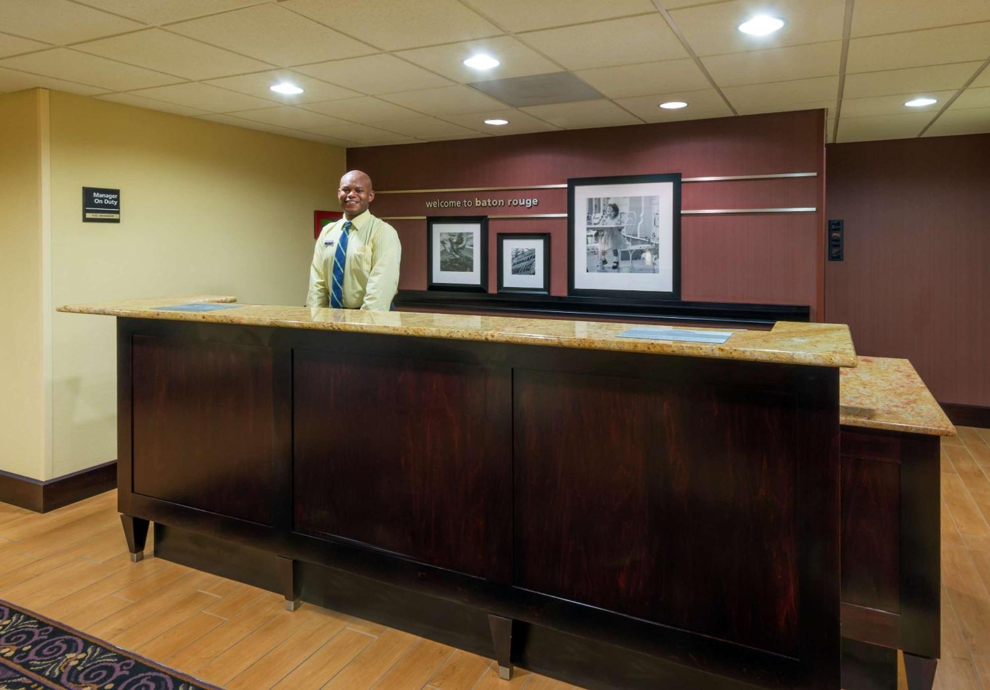 Hampton Inn I-10 & College Drive Baton Rouge Eksteriør billede