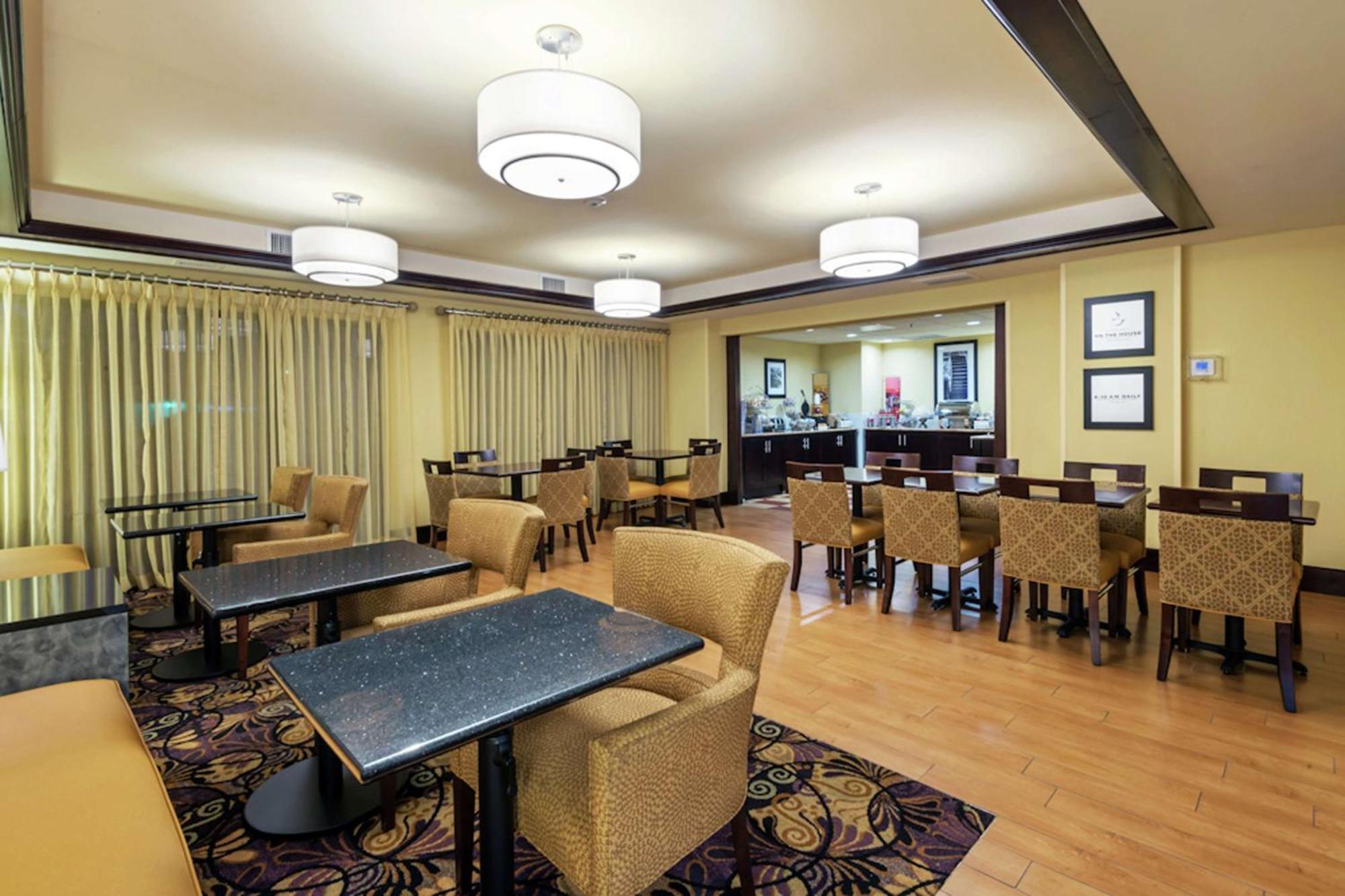 Hampton Inn I-10 & College Drive Baton Rouge Eksteriør billede