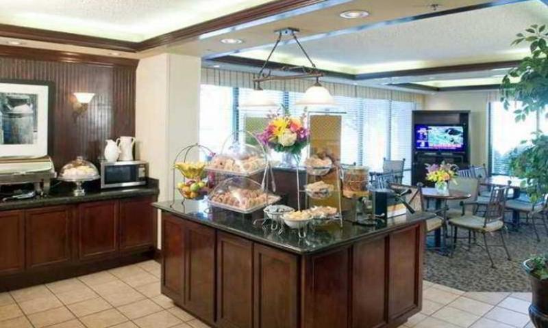 Hampton Inn I-10 & College Drive Baton Rouge Restaurant billede